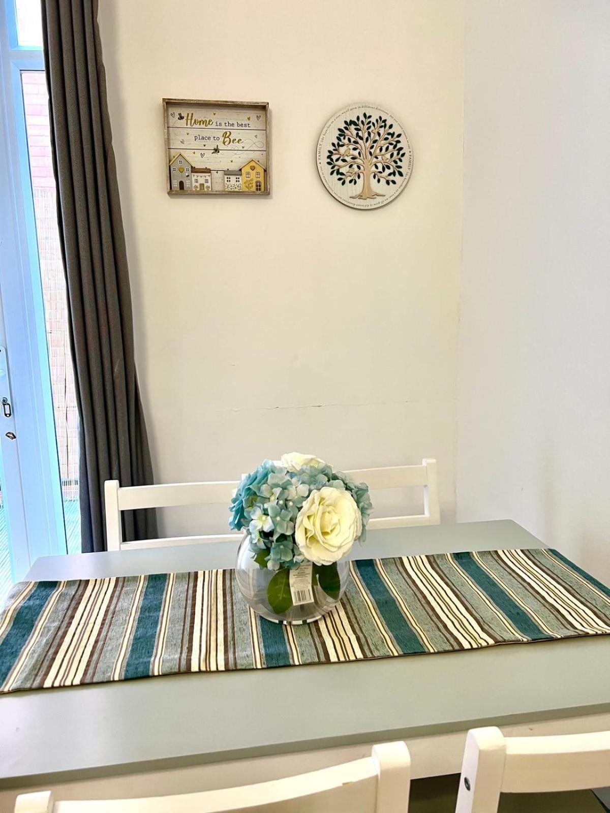 Specious Flat In A Good Location Appartement *